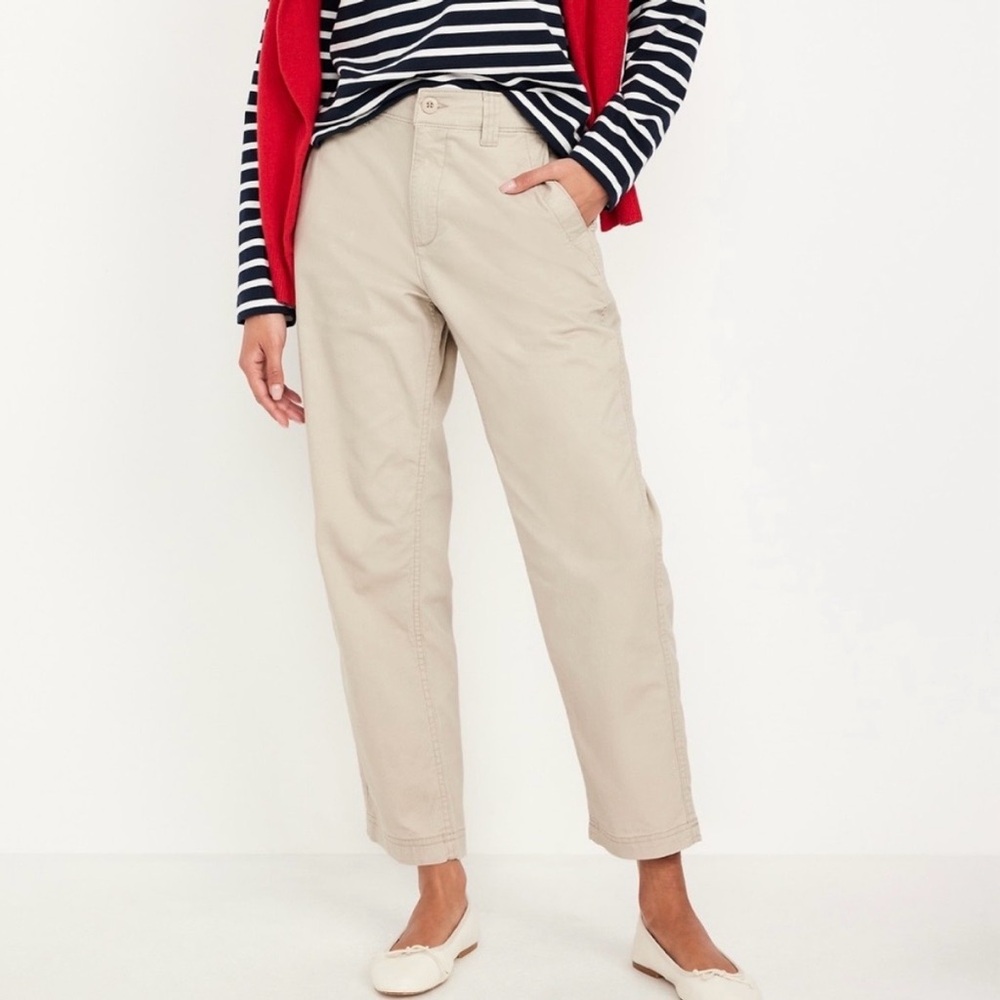 Old Navy Cream Khaki High-Rise OG Chino Pants Size M